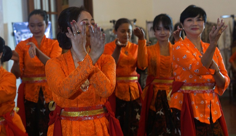 Fashion Show dan Tari Semarangan Meriahkan Hari Kartini di Kota Lama Semarang - Bagian 2