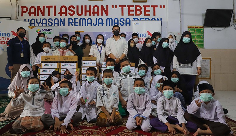 Kino Indonesia Serahkan Bantuan Ramadan Melalui MNC Peduli - Bagian 3