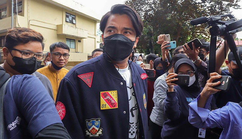 Giliran Billy Syahputra Diperiksa Bareskrim soal Kasus Robot Trading DNA Pro - Bagian 1