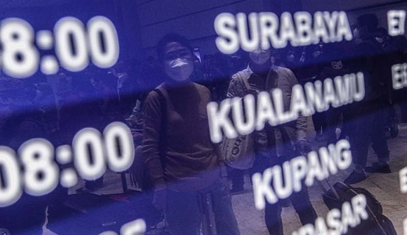 Penumpang Pesawat Membeludak, Puncak Arus Mudik via Udara di Bandara Soetta Hari Ini  - Bagian 3