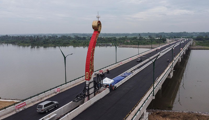 Uji Coba Pembukaan Jembatan Kretek II Sepanjang 2.015 Meter - Bagian 2
