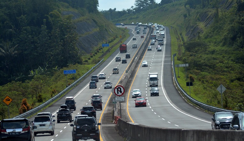 Arus Balik di Tol Solo-Semarang Padat Lancar, Didominasi Pelat B - Bagian 2