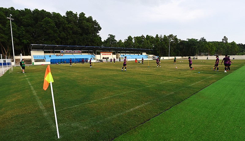 Timnas Indonesia Keluhkan Lapangan Latihan SEA Games Vietnam yang Buruk - Bagian 1