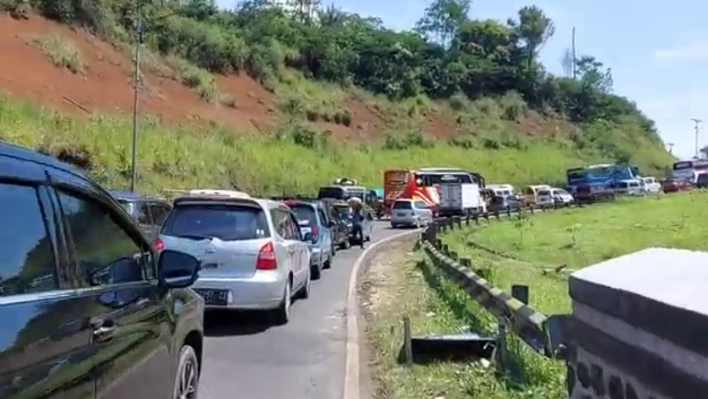 H+7 Lebaran 2022, Jalur Gentong Tasikmalaya Horor, Macet Parah 20 Km