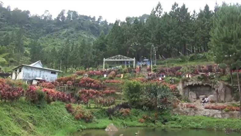 Menikmati Wisata Tracking Lembah Rembulan di Kaki Gunung Slamet