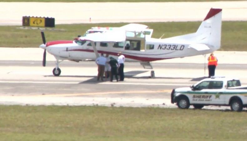  Pilot Pingsan, Penumpang Sukses Daratkan Pesawat