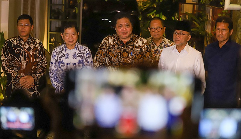 Pertemuan Petinggi Partai Golkar, PAN dan PPP Bahas Koalisi Bersatu - Bagian 3