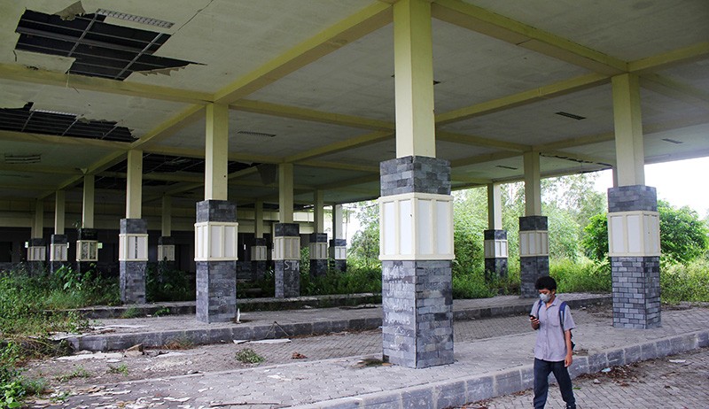 Terminal Bangkalan Kuras APBN Rp45 Miliar, Kini Terbengkalai Tak Terawat - Bagian 1