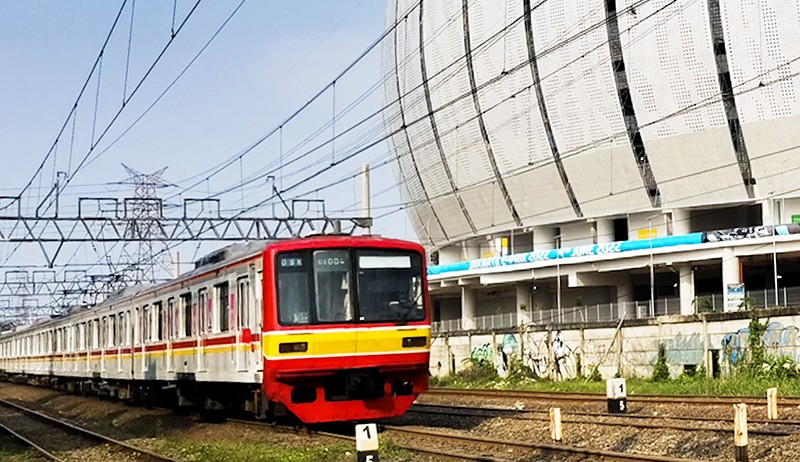 Kapasitas Penumpang KRL Ditambah - Bagian 1