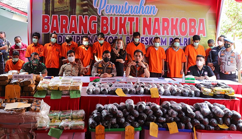 Bareskrim Polri Musnahkan 238 Kilogram Sabu dan 121 Kilogram Ganja - Bagian 1