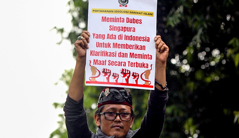Massa Pendukung UAS Desak Singapura Minta Maaf atau Putus Hubungan Diplomatik - Bagian 3
