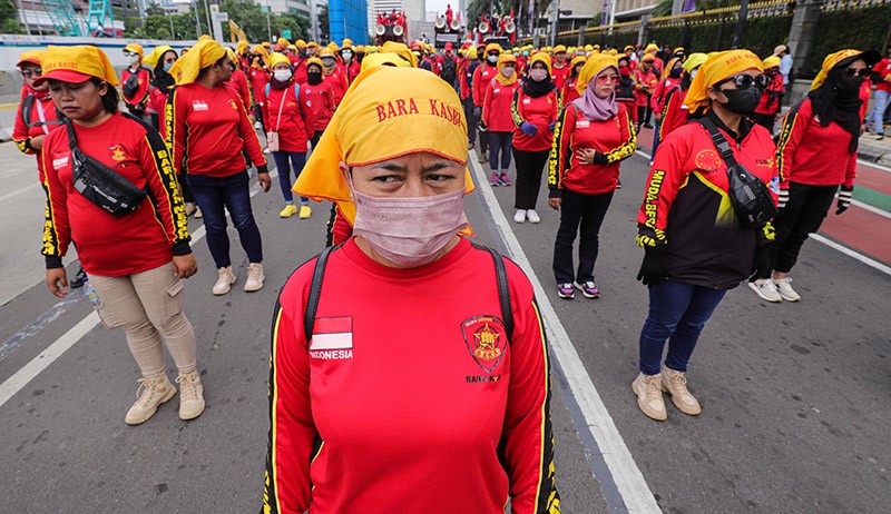 Ribuan Buruh Unjuk Rasa Bawa 14 Tuntutan - Bagian 1