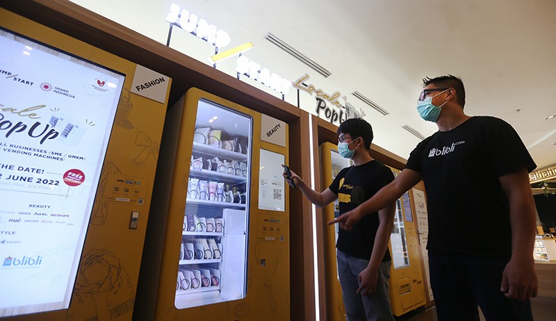 Dukung UMKM Lokal, Blibli dan Jumpstart Luncurkan Smart Vending Machine - Bagian 1