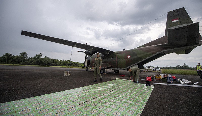 Begini Persiapan Operasi Teknologi Modifikasi Cuaca dengan Pesawat Cassa TNI AU - Bagian 1