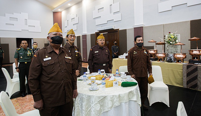 Ngopi Bareng Keluarga Besar TNI, Pangdam Jaya Ingatkan Jaga Pancasila dan NKRI - Bagian 3