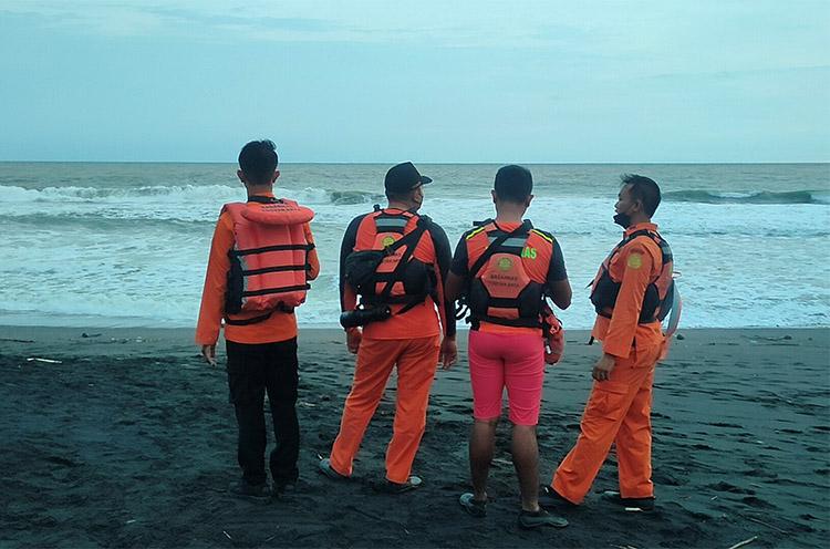 Pencarian Bocah Tenggelam di Pantai Congot Dilanjutkan, 4 SRU Diterjunkan