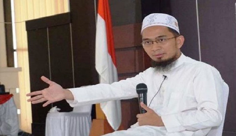 Ustaz Adi Hidayat Kirim Doa untuk Eril, Keluarga Disarankan Baca Alquran Surat Ini