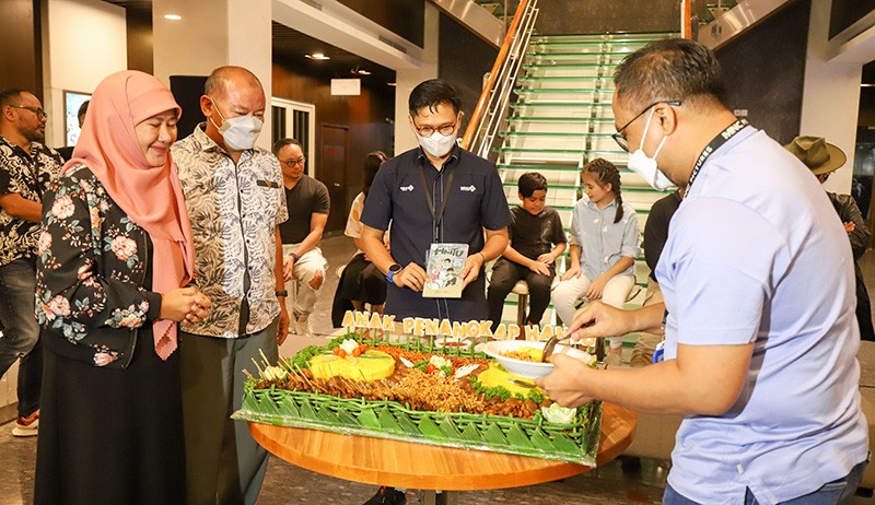 MNC Pictures Syukuran Film Anak Penangkap Hantu - Bagian 2