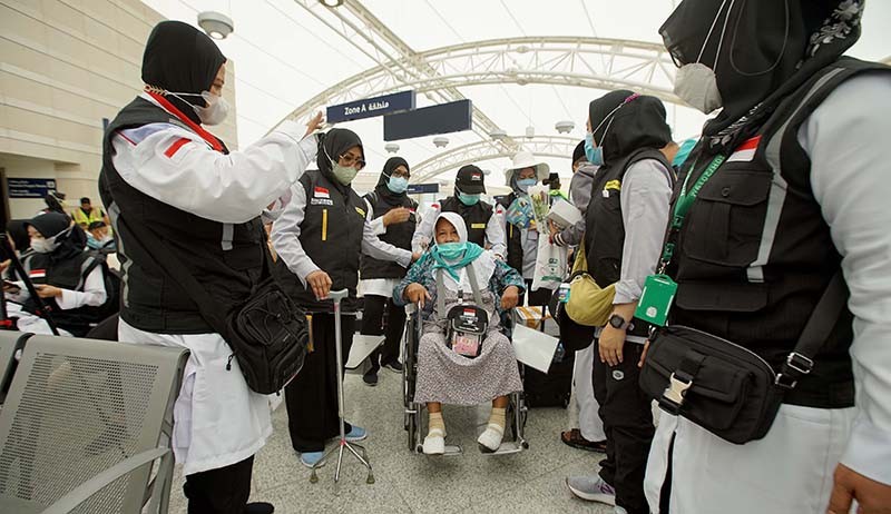 Kedatangan Perdana Jemaah Calon Haji Kloter Pertama di Madinah - Bagian 1