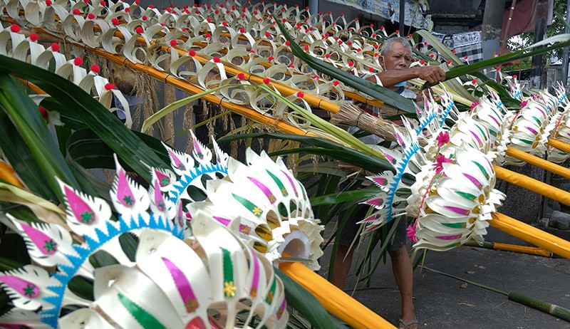 Begini Persiapan Umat Hindu Bali Merayakan Hari Raya Galungan - Bagian 2