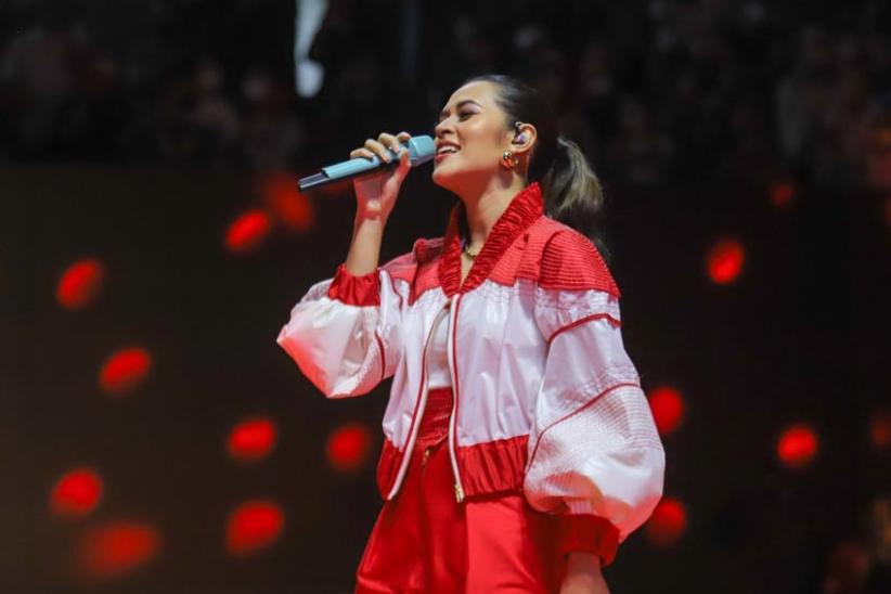 Tampil Sporty, Raisa Meriahkan Testimonial Day Greysia Polii - Bagian 5