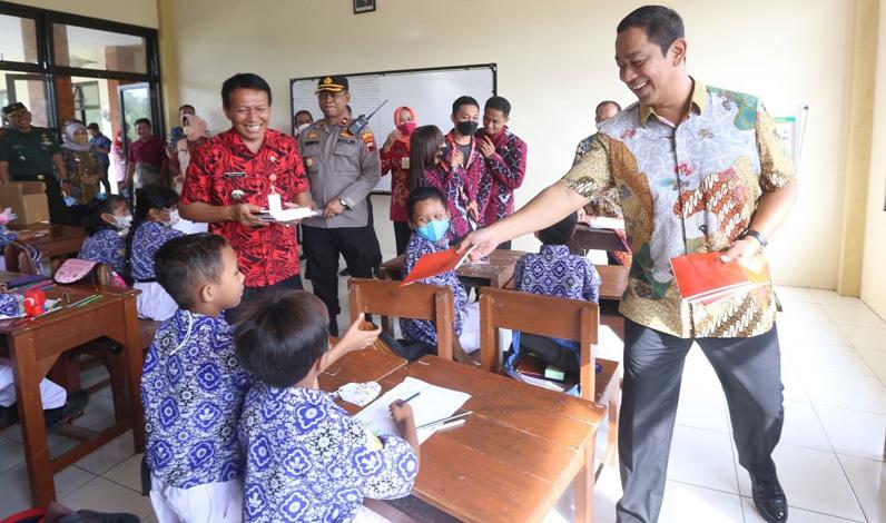 PPDB Dimulai, Wali Kota Semarang Minta Orang Tua Persiapkan Kelengkapan Dokumen