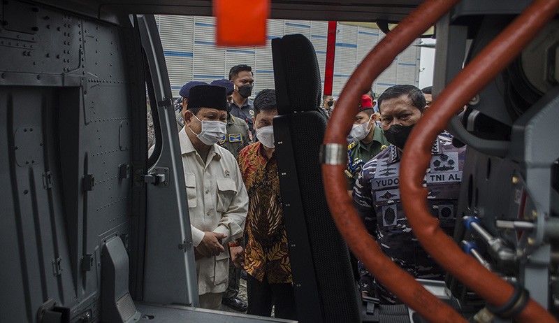 Menhan Prabowo Serahkan Pesawat dan Heli Anti Kapal Selam Buatan PTDI ke TNI AL - Bagian 4