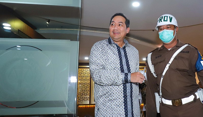 Ekspresi Eks Mendag M Lutfi usai Diperiksa 12 Jam soal Ekspor Minyak Goreng  - Bagian 1