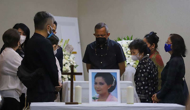 Aktris Senior Rima Melati Meninggal Dunia, Begini Suasana Rumah Duka - Bagian 1