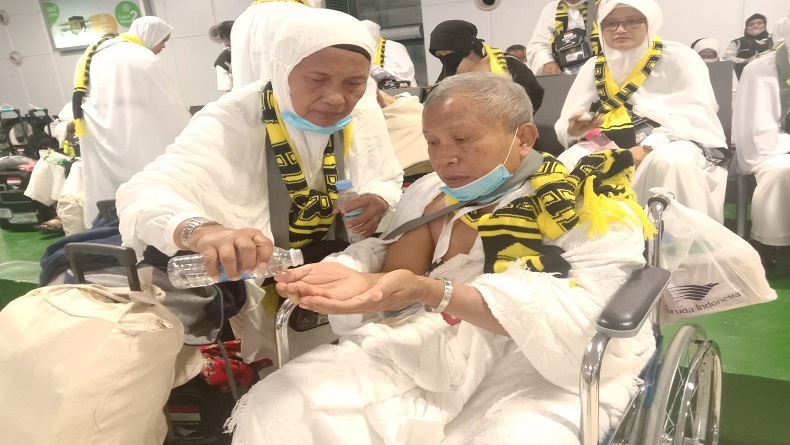 Kisah Ediwarno, Jemaah Buta dari Cilacap yang Berharap Mukjizat Bisa Melihat Baitullah