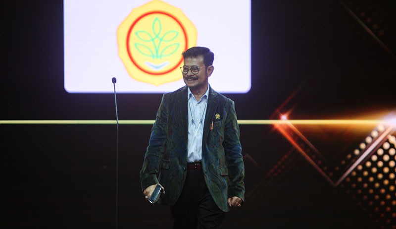 Mentan Syahrul Yasin Limpo Terima Penghargaan iNews Maker Awards 2022 - Bagian 3