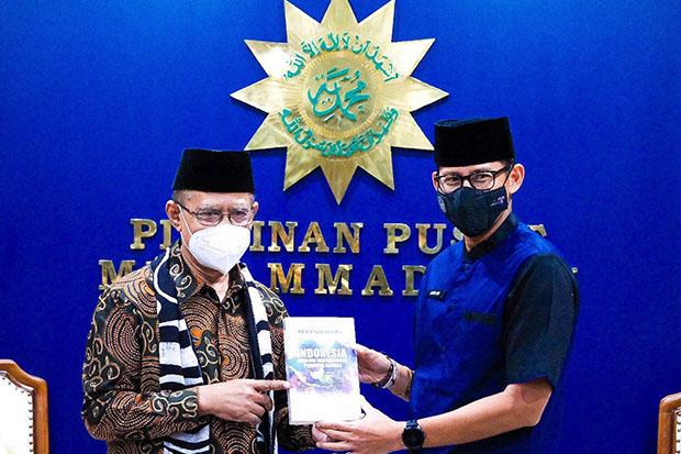  Datangi PP Muhammadiyah, Sandiaga Diskusi soal Ekonomi Kreatif dan Pengembangan UMKM 