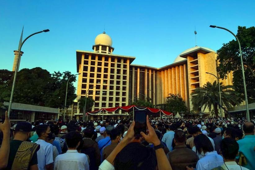 Ribuan Umat Islam Laksanakan Salat Idul Adha di Masjid Istiqlal Jakarta - Bagian 4