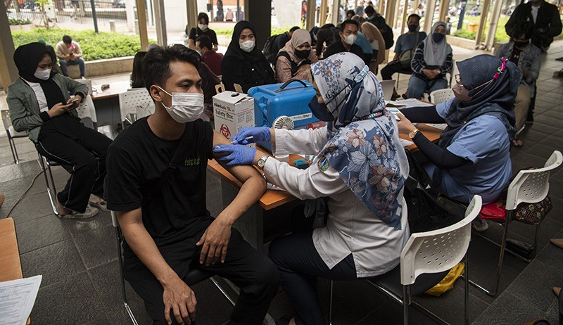 52 Juta Lebih Penduduk Indonesia Sudah Vaksinasi Booster - Bagian 1