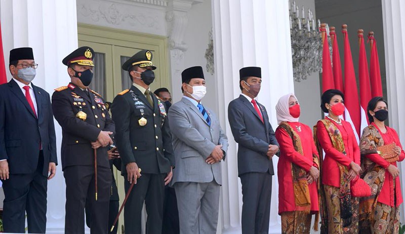 Momen Kompak Presiden Jokowi dan Prabowo saat Pelantikan Perwira TNI-Polri di Istana - Bagian 4