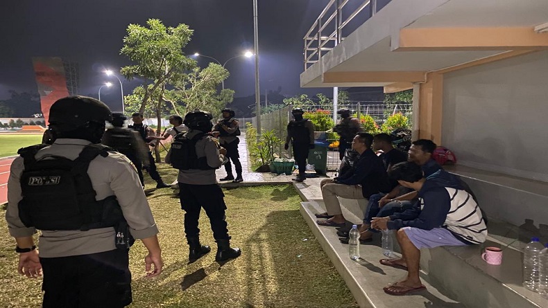Pesta Miras Diiringi Musik Keras, 8 Pemuda di Solo Ditangkap Polisi