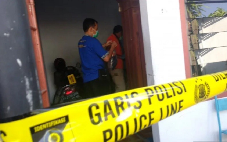 Usai Bertengkar dengan Pacar, Perempuan di Tembilahan Tewas Membusuk dalam Kos