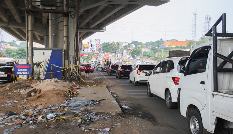 U-Turn dan Lampu Merah Simpang Cibubur CBD Ditutup Pasca Kecelakaan Maut - Bagian 3