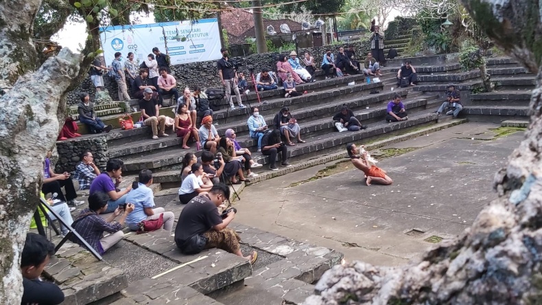 18 Koreografer Muda Unjuk Karya Inspiratif di Bali