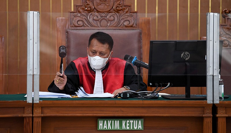 Hakim PN Jaksel Tolak Permohonan Praperadilan Mardani H Maming - Bagian 1
