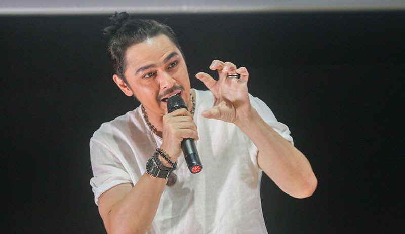 Thomas Djorghi Rilis Ulang Lagu Umpan Cinta Dibantu Guruh Soekarnoputra dan Ari Tulang - Bagian 2
