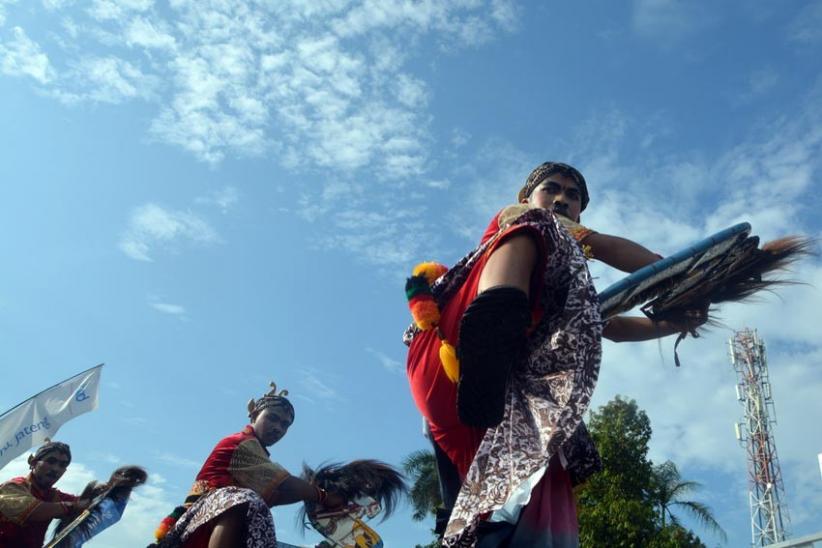 1.050 Seniman Ramaikan Gelaran Gamelan Kolosal Peringati HUT ke-72 Provinsi Jateng - Bagian 3