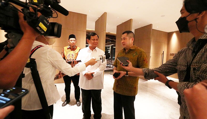 Momen Pertemuan Dua Sahabat Lama, Prabowo Subianto dan Hary Tanoesoedibjo - Bagian 3