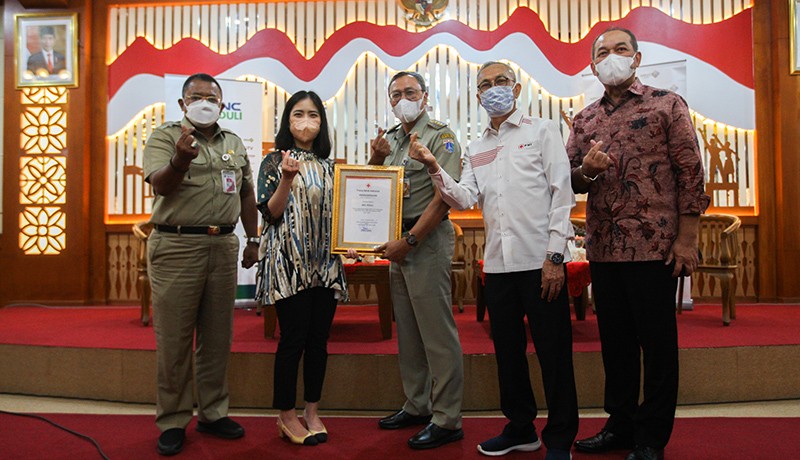 MNC Peduli-MNC Land Serahkan Bantuan Dana untuk PMI Jakpus - Bagian 1