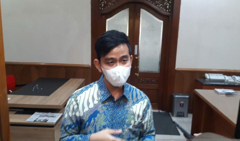 Ditanya Driver Ojek Online Soal Bantuan Sembako dari Pemkot Solo, Begini Respons Gibran
