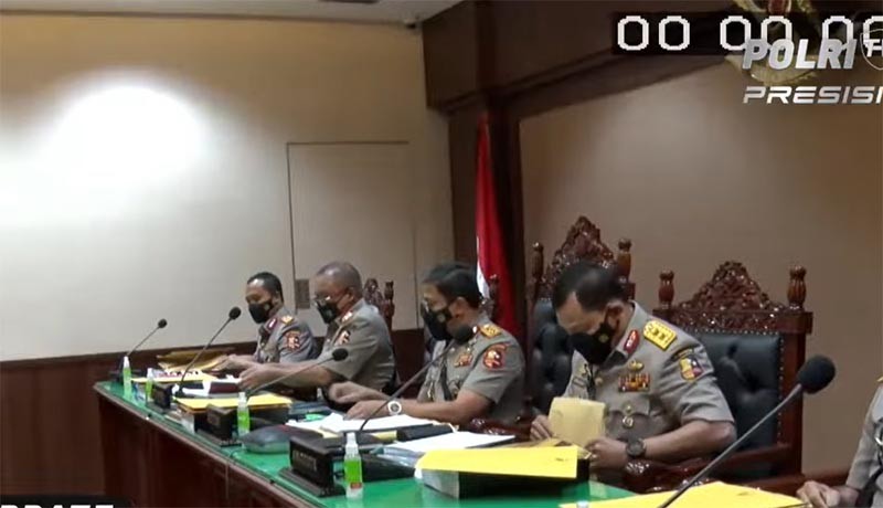 Foto-Foto Sidang Etik Irjen Ferdy Sambo, Begini Ekspresi Sang Jenderal Bintang Dua - Bagian 4