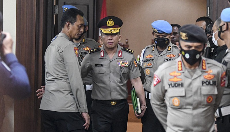 Raut Wajah Ferdy Sambo Dipecat dari Polri - Bagian 1
