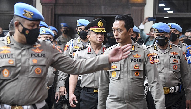 Raut Wajah Ferdy Sambo Dipecat dari Polri - Bagian 3