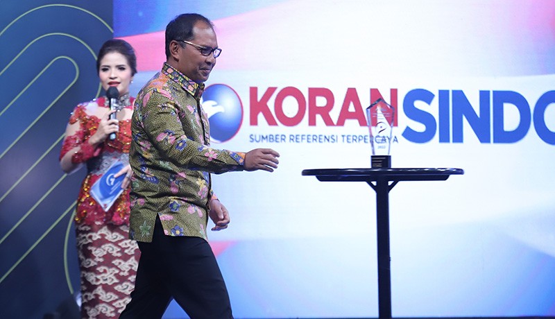 Wali Kota Makassar Ramdhan Pomanto Terima Penghargaan Best Overall di IVL 2022 - Bagian 1
