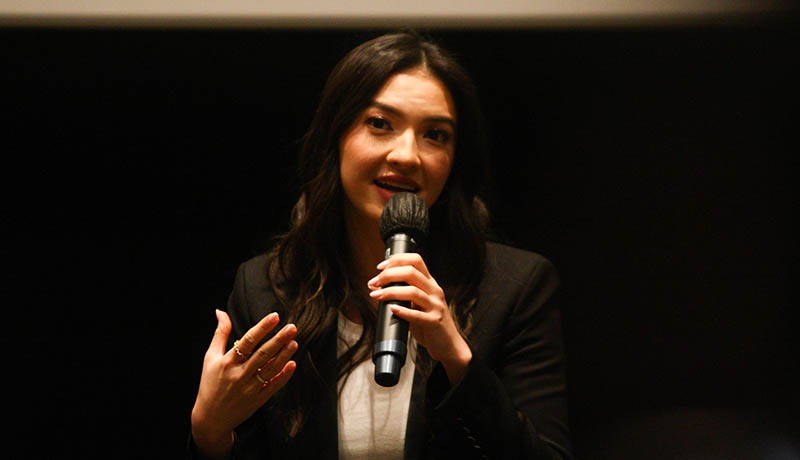 Raline Shah Jadi Narator Film Dokumenter Kisah Manusia Merangkai Punah - Bagian 2